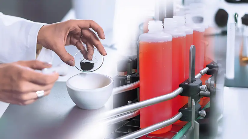Dr. Hesse Private Label, Hände füllen ein Produkt in eine Schale